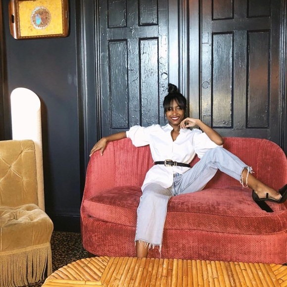 Meet your Posher, Brittni - Picture 1 of 8